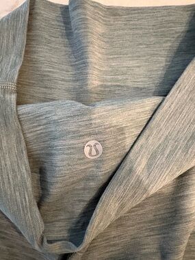 Lululemon Light Heathered Sage Align Leggings size 8